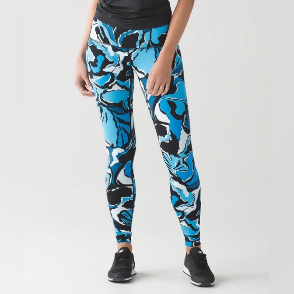 BNWOT RARE Size 6 Lululemon Wunder Under Pant (Hi-Rise) - Picture 2 of 7